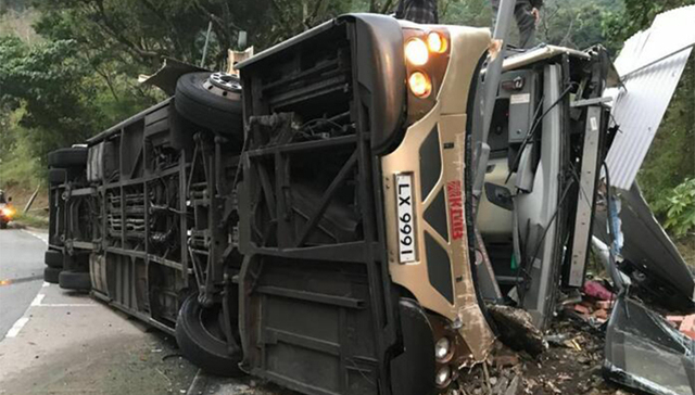 香港翻车事故又1人伤重不治而亡 重案组介入