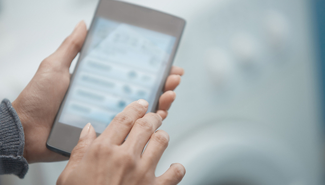 政务APP能办事？工作人员：谁告诉你的