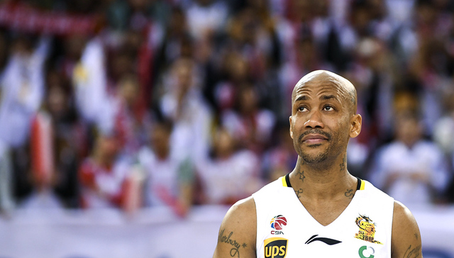 22载职业生涯落幕 CBA第一外援马布里正式退役