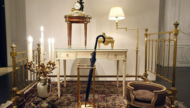 巴黎丽兹酒店将拍卖近万件老物件，为这些有历史感的古董家具寻找新主人