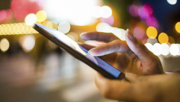 顺风车成春运主力军 10天超1300万人拼车返乡