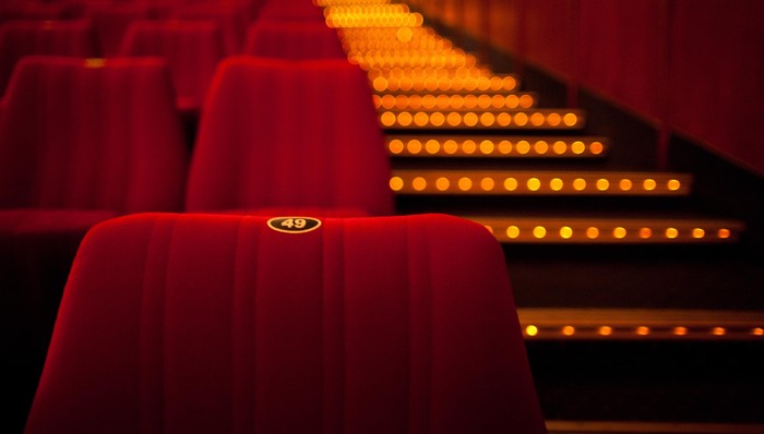 【文娱早报】广电总局选出5000个影厅组建“人民院线” 腾讯视频与泰国三台达成版权合作