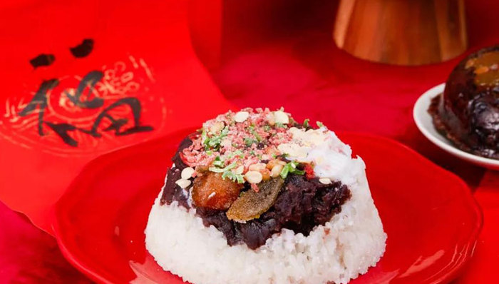 把老字号八宝饭蒸过一轮，你们的年夜饭甜品有着落了！