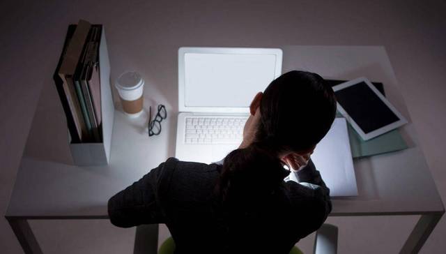 人工智能背后的人工