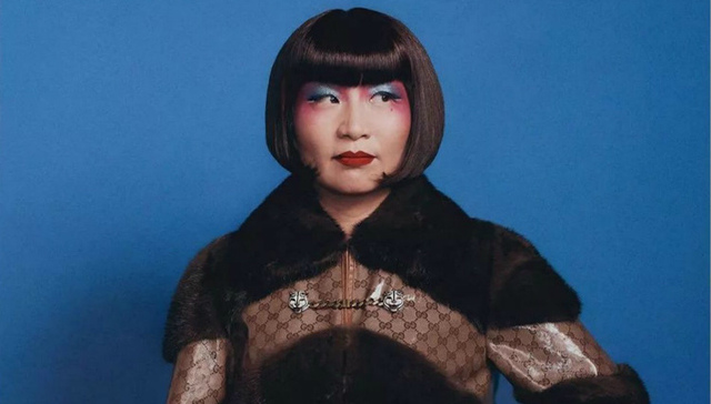 特供大使，一场假嗨，一场美梦