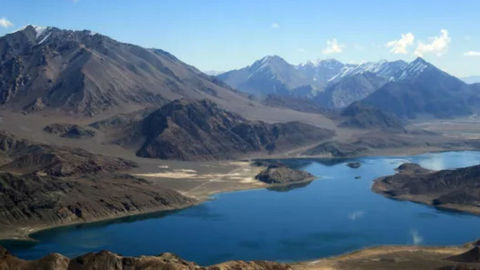 春节是什么颜色的？兵哥哥的回答有点不一样……