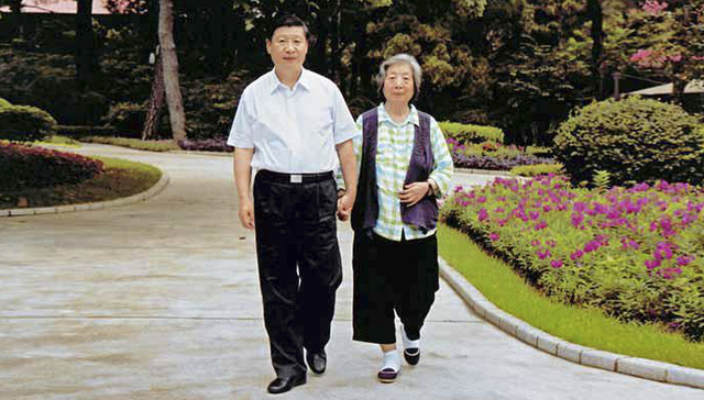 习近平,精忠报国,父母,国家,小家,人民,母亲,孝心,我的文学情缘,家庭教育