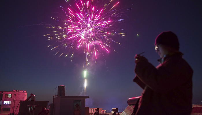 人民大舞台,留守,名片,病房,ICU,城市美容师,演出,乡愁,教学环节,民警