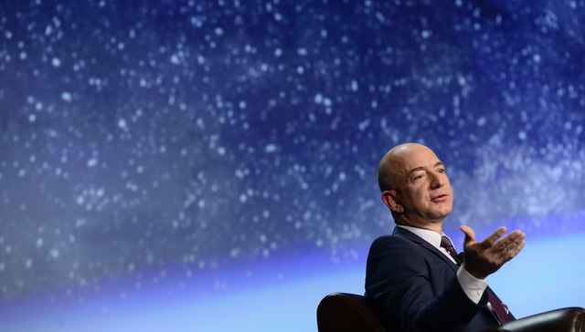 万年钟,安装阶段,秒针,钟表,世纪,官网,视频,山中,完工时间,游客