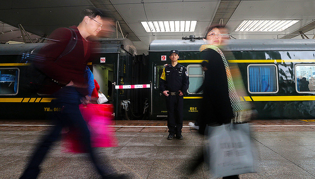 春运,自驾,人口红利,概率事件,发送旅客,外出农民工,新广东人,人数下降,人才争夺战,候鸟式