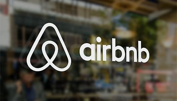 Airbnb,体验,项目,住宅租赁,营收,华尔街日报,首次公开招股,智能手机,2008年,房屋租赁