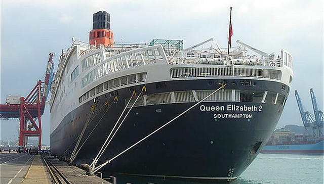 在迪拜停靠10年的伊丽莎白二世邮轮 摇身一变成了家漂浮酒店