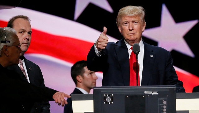 “通俄门”调查再下一城 特朗普竞选助手认罪