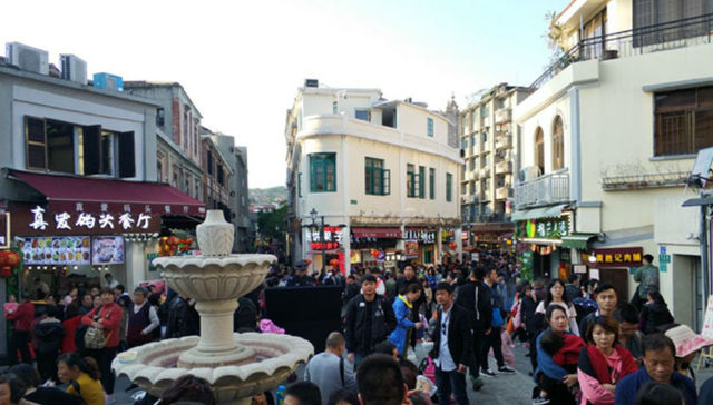 出游,旅游胜地,旅游收入,旅游城市,旅游消费,幸福感,景区,基层,菽庄花园,日光岩