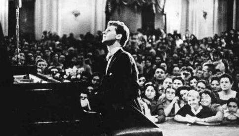 【范·克莱本逝世五周年】冷战中的钢琴偶像 《时代》封面的“美国英雄”