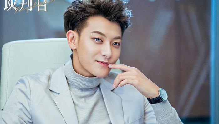 黄子韬,wuli,阅读理解,偶像,演技,谈判官,活人,高考语文,那小子真帅,坏蛋是怎样炼成的