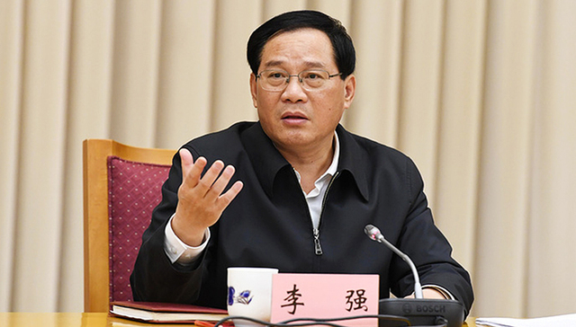 抓落实,,,市委秘书长,市委副书记,市委常委,市委书记,季度,放管服,从严治党,短板