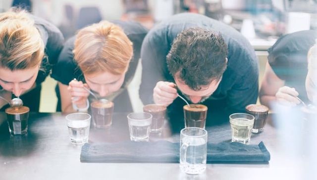 当莫斯科也开始拥抱咖啡文化的时候 再也没人说俄罗斯人只喝茶了