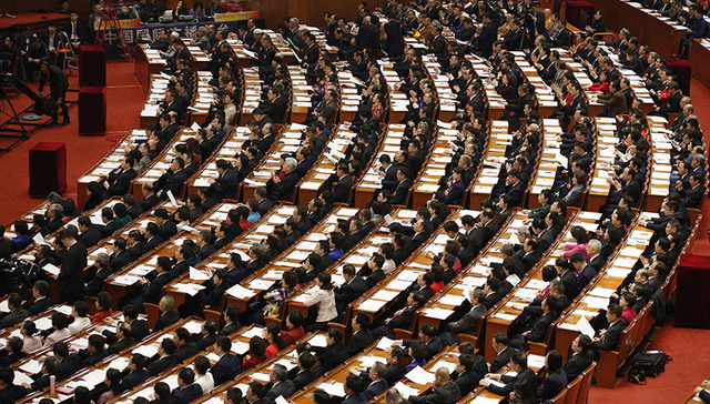 侠客岛两会观察：改革是对40周年最好的纪念