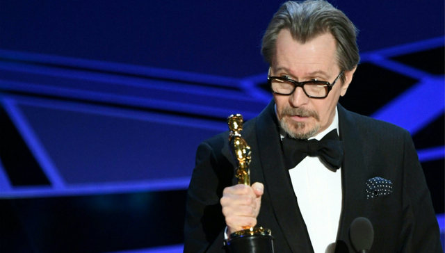 【奥斯卡】凭借“重生式”扮演丘吉尔 加里·奥德曼获得第90届奥斯卡最佳男主角