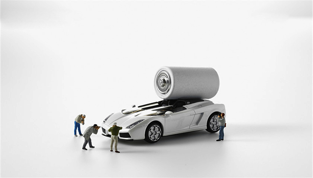 15家锂电池上市公司业绩翻倍 还有这些“大变脸”公司要小心