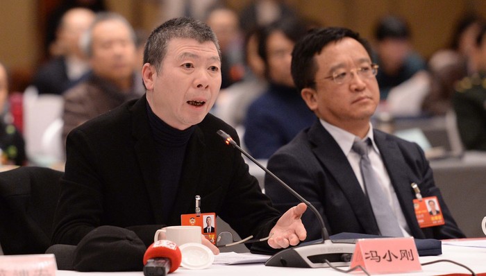 两会,郑晓龙,成龙,网络文学,全国政协委员,冯小刚,贾樟柯,都梁,影视作品,亮剑