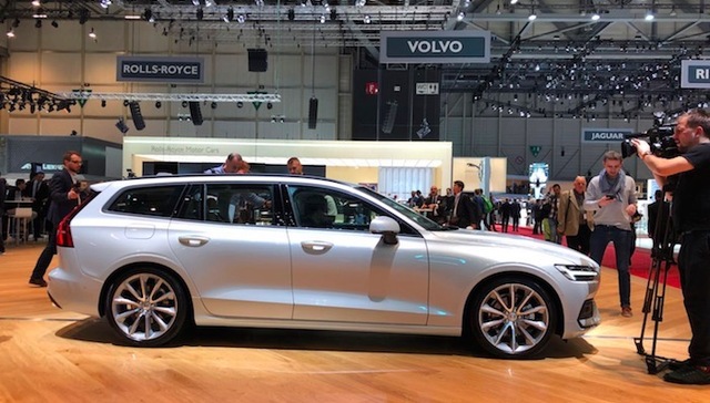 2018日内瓦车展重磅新车｜沃尔沃V60：最美旅行车