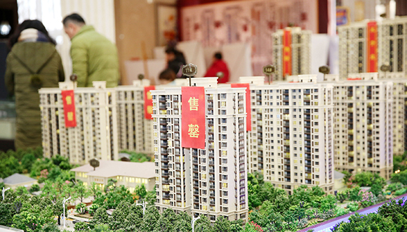 【财经数据】2月中国出口同比增超4成 上市房企前两月销售升逾5成