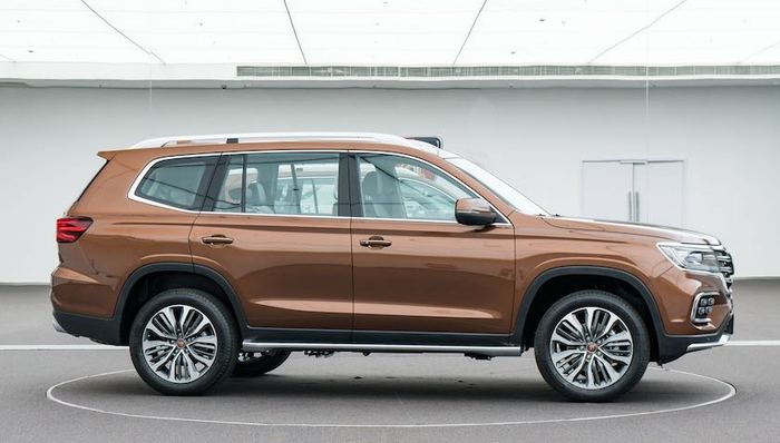 7人座+斑马系统+越野功能  荣威RX8会是上汽下一个爆款吗？