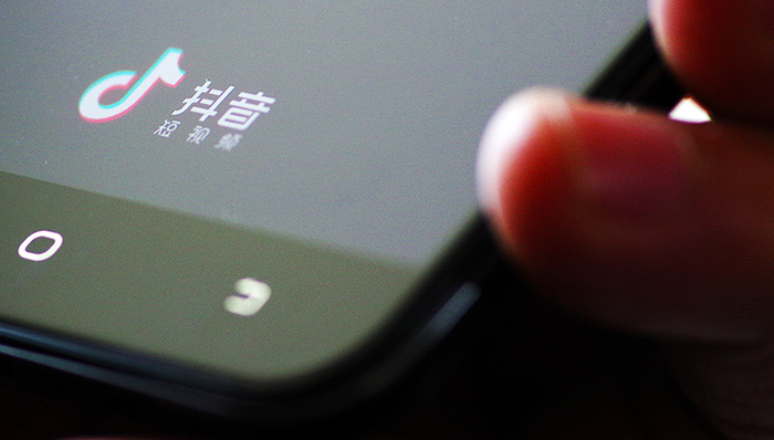 QuestMobile,粉丝,秒拍,不齐舞团,大v,下载量,老王欧巴,微头条,三分钟,中国有嘻哈