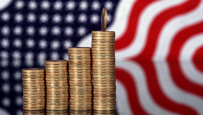 图解：GDP怎么影响过去二十年美国的就业率和工资水平？