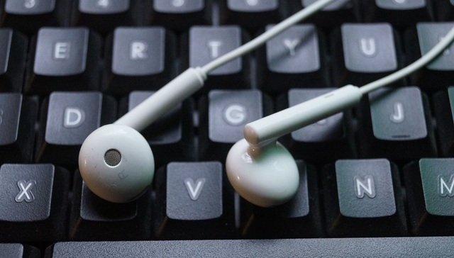 动漫电影,Malcom,techsina,股份转让系统,音乐版权,音乐内容,音乐服务,音乐现场,高管