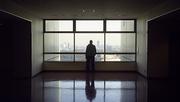 黄俊康；地产；转型