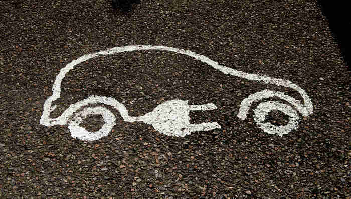 3·15 | 新能源汽车质量调查：充电故障、电池衰减成投诉焦点