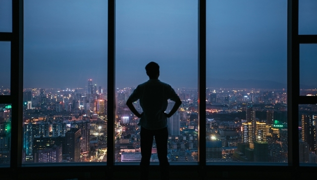 操纵市场,市场操纵,魅影,证监会,操纵行为,中介,团伙,次新股,股票账户,民间借贷