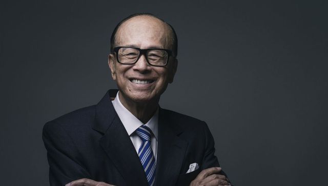刚刚退休的李嘉诚 如何搭建了一个庞大的零售帝国？