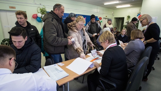 俄罗斯总统选举开始投票 民调显示普京支持率领跑