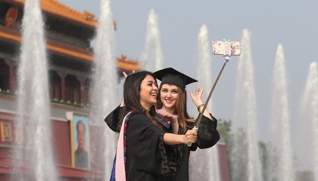 国际公关,民调显示,国际舞台,领导力,对非政策,得分,好感度,媒体公信力,俄专家,投资者