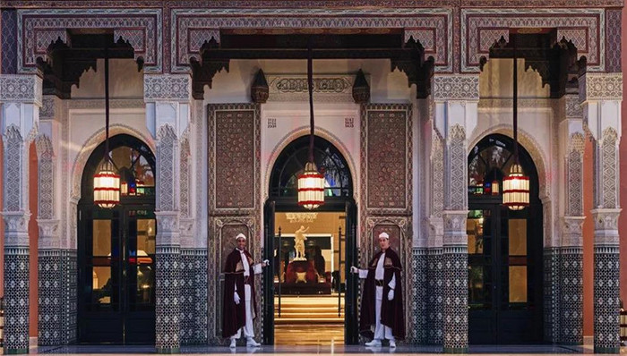 皇室级泳池酒店：这么美，还让不让人好好游泳了！