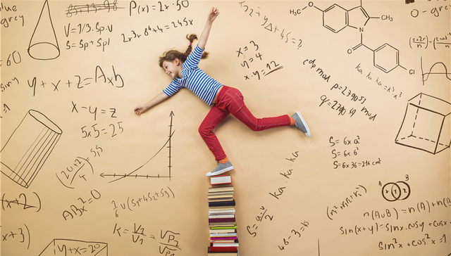 各地出拳整治校外培训 专家：应加强学校教育来减少课外培训需求