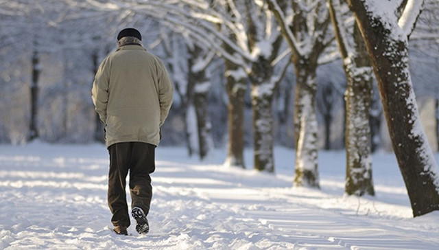 “老漂族”面临心理空巢：每天操持家务 忍受孤独