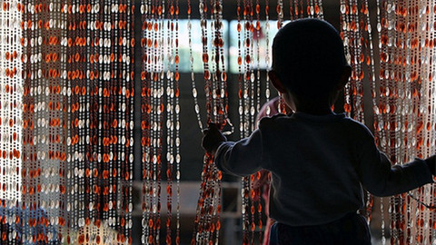 【两会声音】人大代表：加大打击收买被拐儿童行为 买卖应同罪