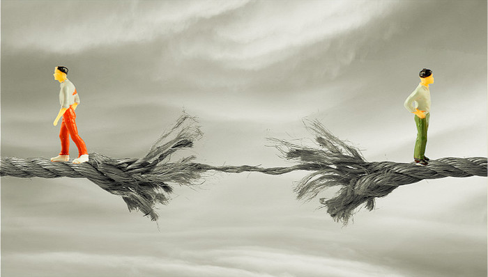 中小企业,团队断层,离职谈话,多元化,溢出效应,入职者