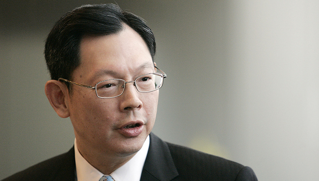 香港金管局陈德霖：港元会持续收缩 香港会加快利率正常化