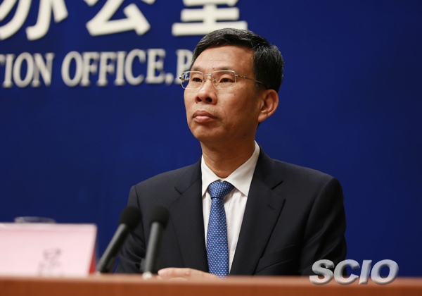 2016年6月,时任财政部副部长的刘昆,参加国新办举行的新闻发布会