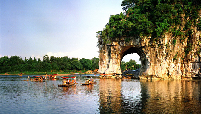 桂林旅游,导游,桃江四中,肺结核,教师资格证,保姆,个人信息,危险品运输车,南京假酒案