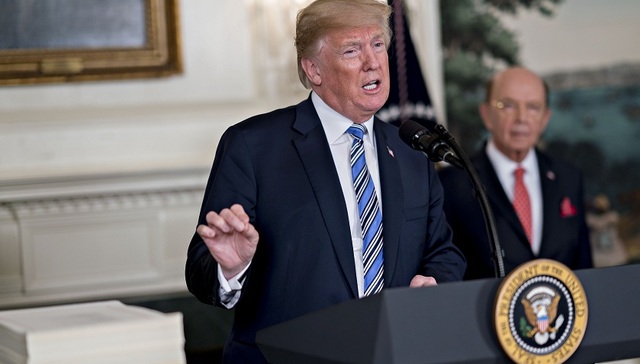 特朗普签署1.3万亿美元预算案 但威胁不会再签署这样的法案