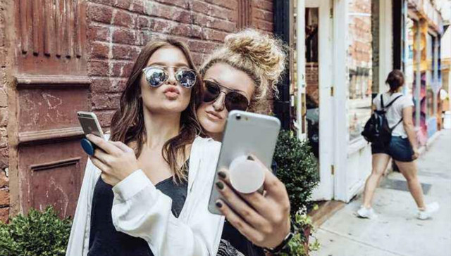 朋友圈屏蔽抖音？微信回应称其触发防刷屏机制 现已恢复