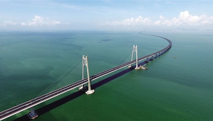 港珠澳大桥折射中国改革开放40年之变