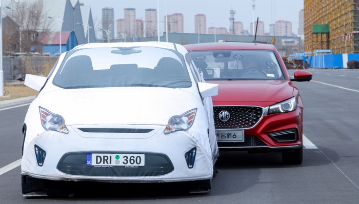 评测|“120码闹剧”后  我们测试了上汽名爵6的自动驾驶辅助系统